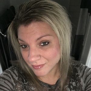 Meet your Posher, Cynthia